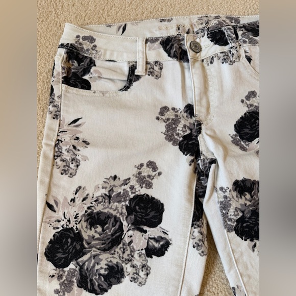 American Eagle Outfitters Black Floral Leggings - Picture 6 of 7